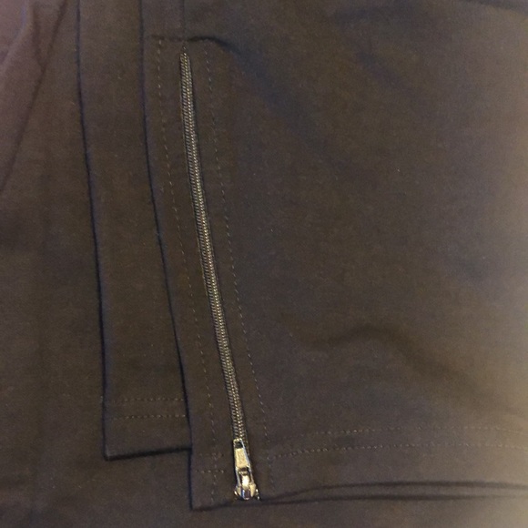Fitness engineering mens signature joggers in black - Picture 11 of 12